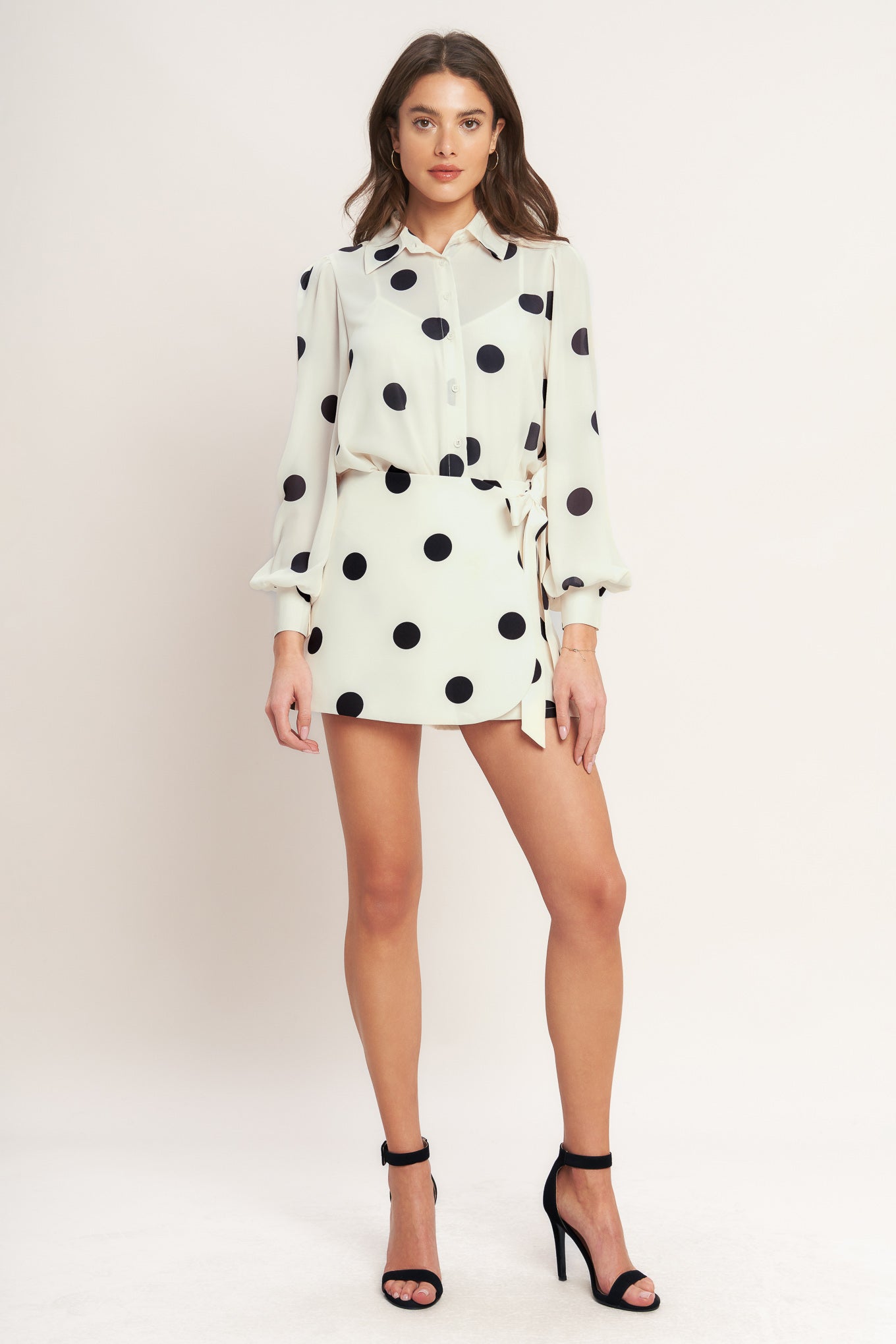 PLAYFUL CONFIDENCE WOVEN TOP - BeautySecrets4u